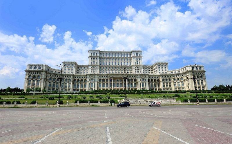 Tòa nhà Quốc hội, Bucharest