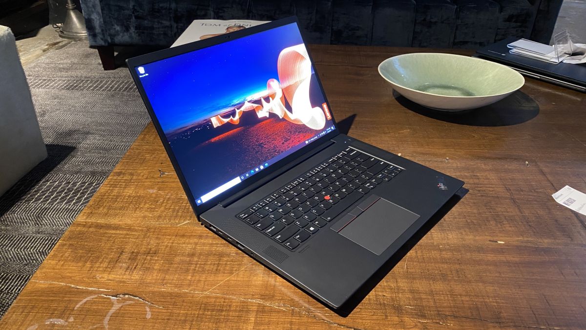 Lenovo cho ra mắt mẫu máy ThinkPad X1 Extreme Gen 4